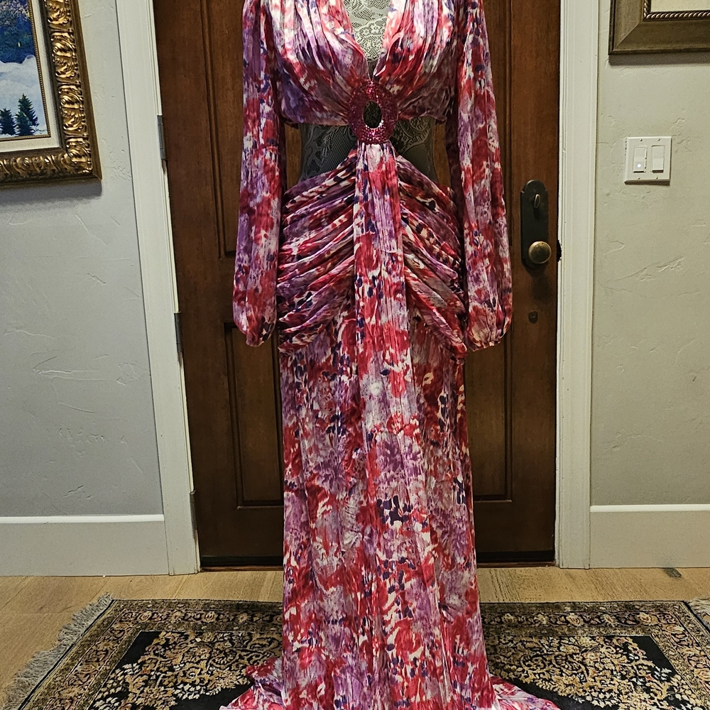 Elegant Red and Pink Patterned Gown